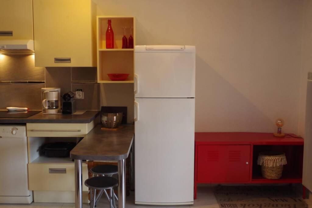 Studio Avec Climatisation Wifi Parking Piscine Agde Exterior photo